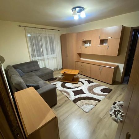 Apartament Regim Hotelier Дева Екстериор снимка
