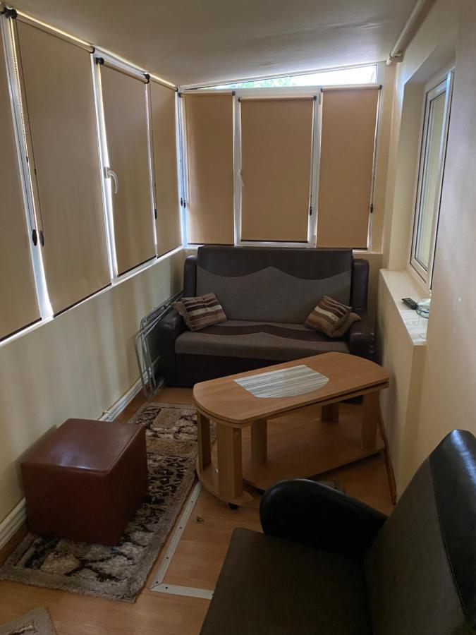 Apartament Regim Hotelier Дева Екстериор снимка